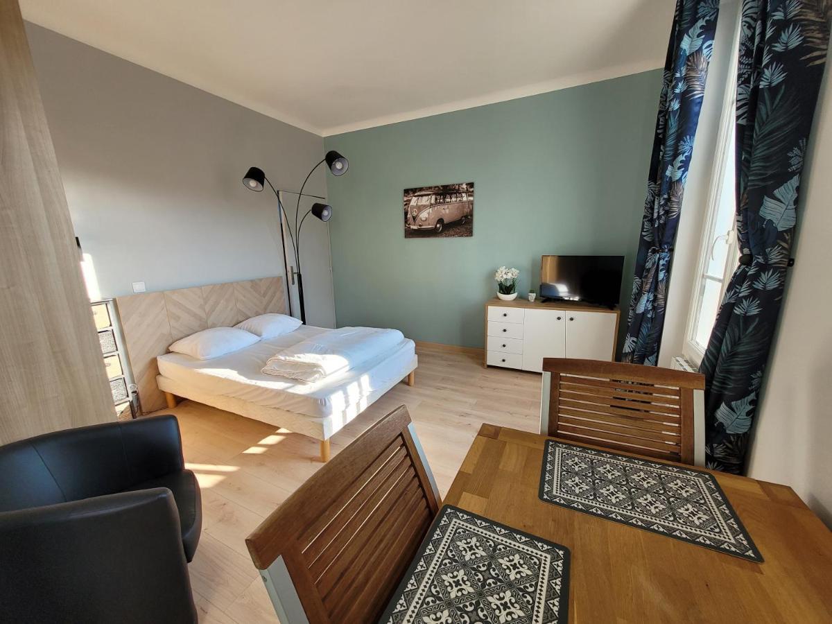 Appartement Meuble Renove Ideal Pour Curistes Ou Vacanciers La Roche-Posay Zewnętrze zdjęcie